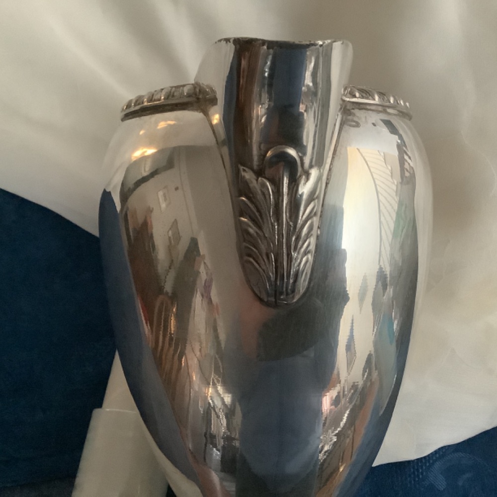 Vintage Water Pitcher. Silver on Copper, hallmarks on bottom. - Picture 7 of 7
